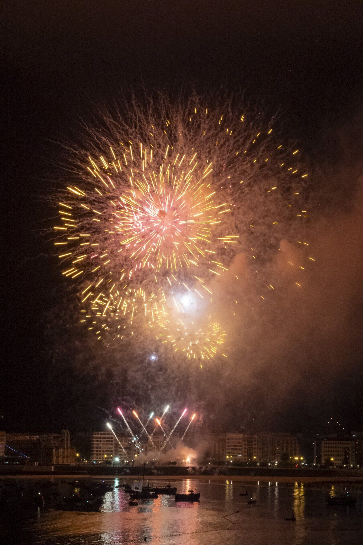 Las mejores imágenes de la Pirotecnia Lieto Fireworks en Donostia
