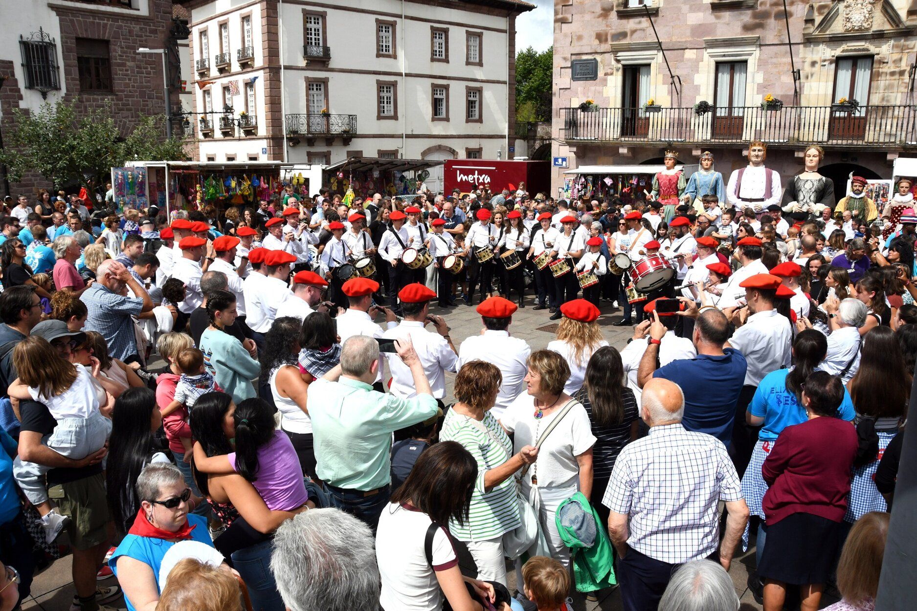 Fotos del chupinazo de Elizondo