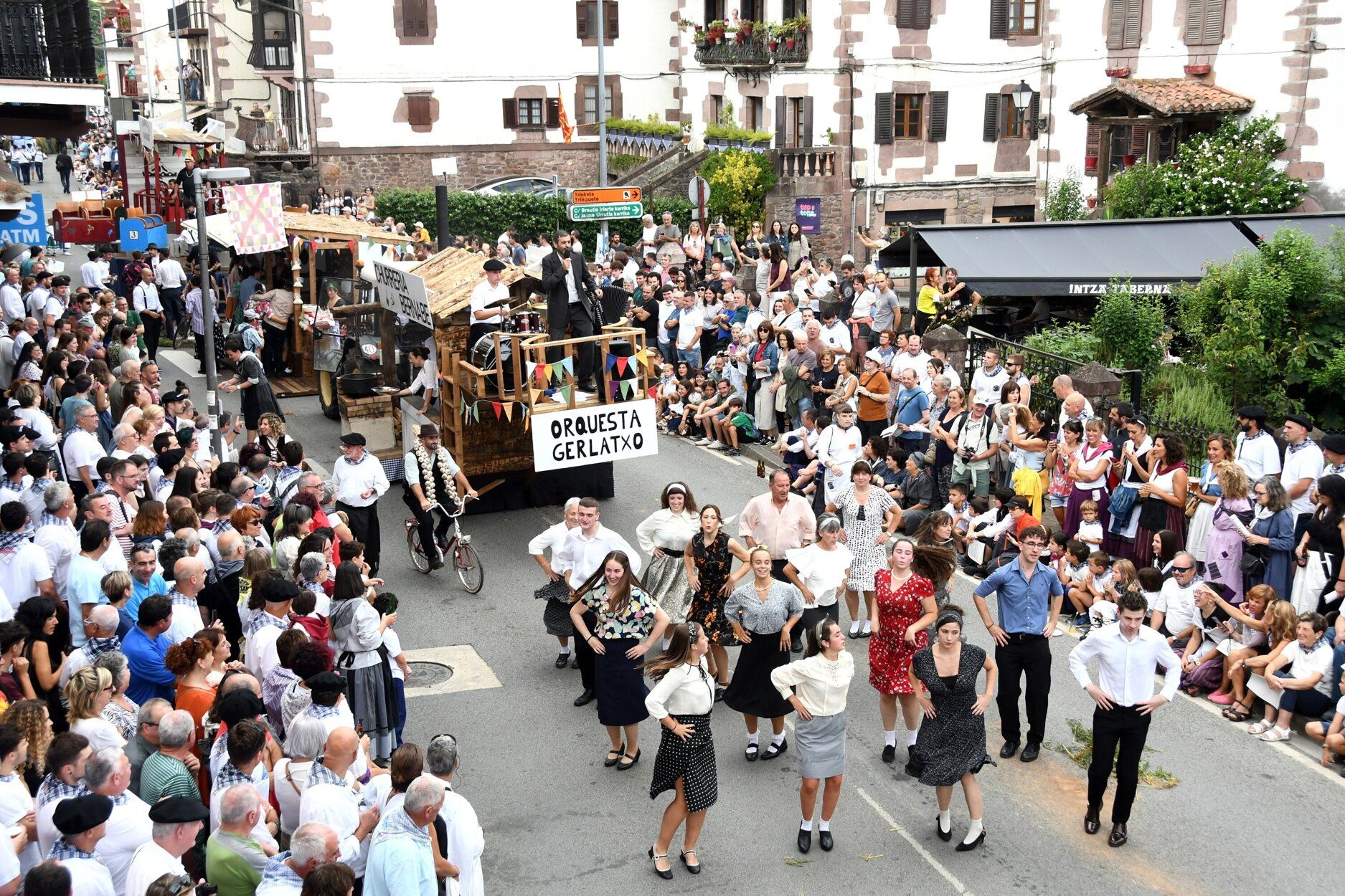 15 pueblos unidos en el Baztandarren Biltzarra