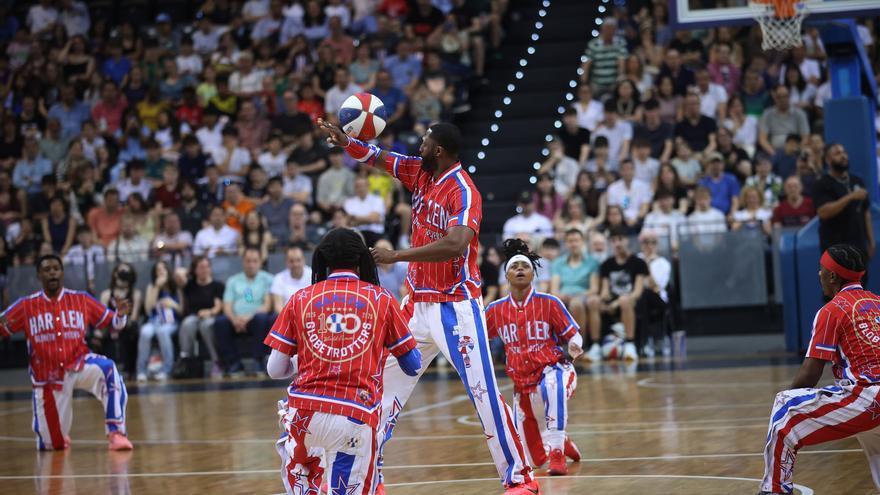 Los Harlem Globetrotters cautivan al Navarra Arena