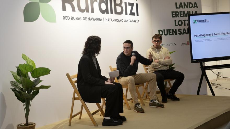 Santi Iriguibel, ganadero de Elcoaz: "Al fallecer mi tío, decidí seguir con la granja"