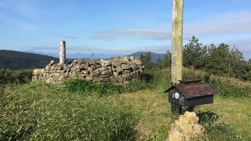 Ascenso al Monte Burgoa con vistas a Matxitxako, Gaztelugatxe y Urdaibai