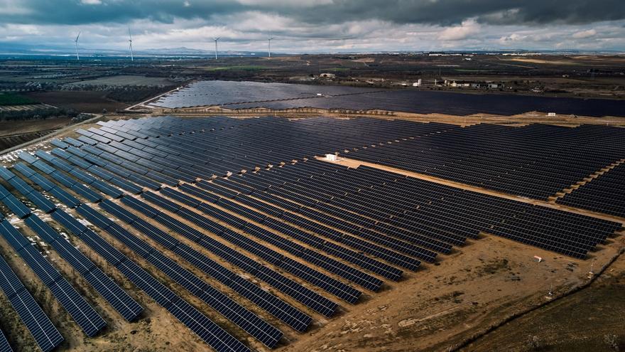 EDP conecta en Navarra los dos nuevos y grandes parques solares de la Ribera