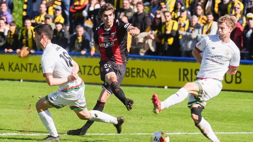 El derbi entre Bilbao Athletic y Arenas cambia de horario