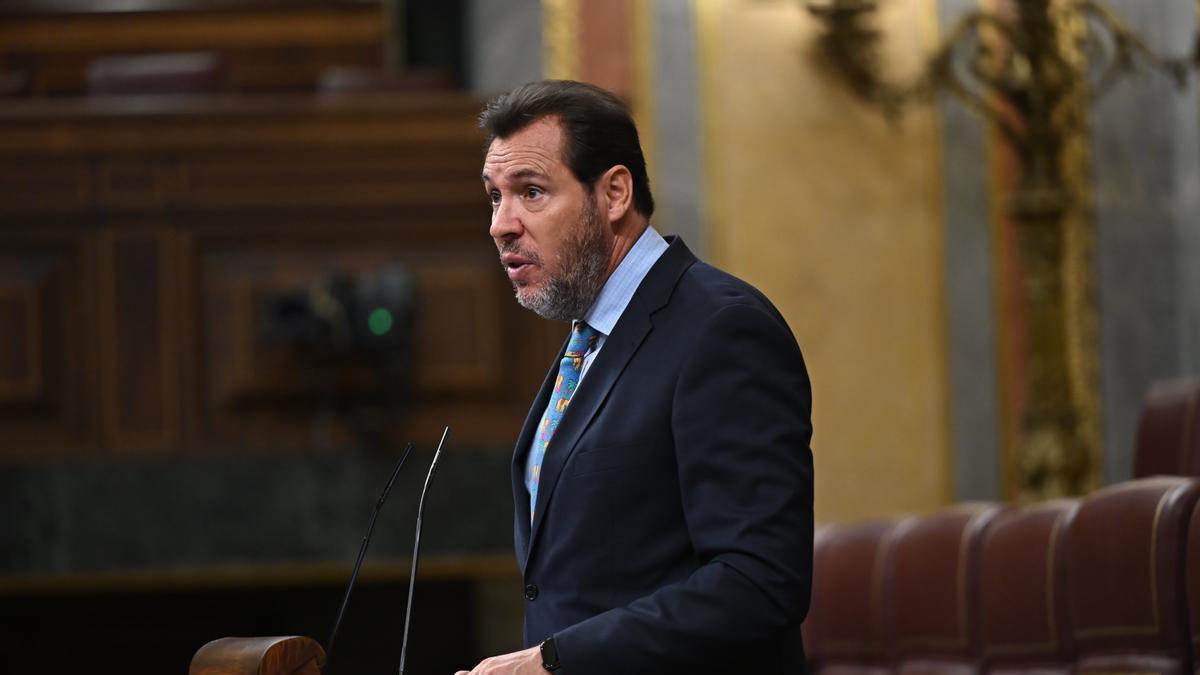 El ministro Puente interviene en el Congreso de los Diputados.