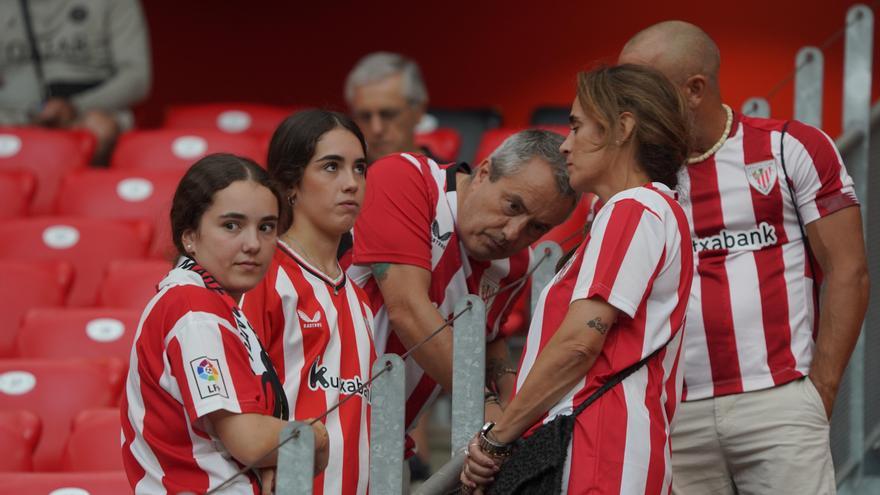 En imágenes: ¿Estás en San Mamés viendo el Athletic - Rayo? Búscate en nuestra galería