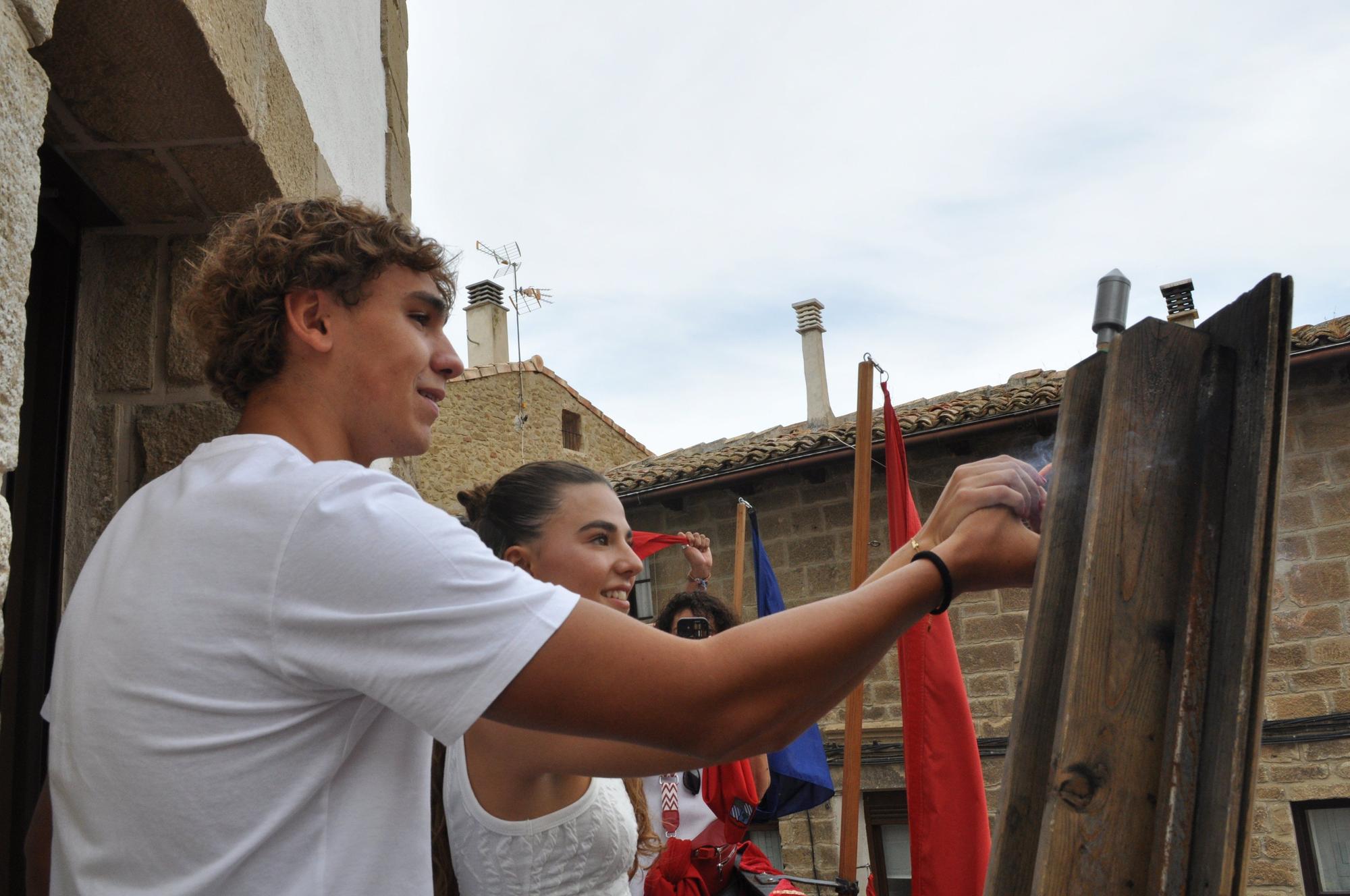 Fotos del cohete de fiestas de Artajona 2025