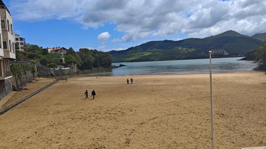 El Gobierno Vasco refuerza las infraestructuras de Mundaka, Elantxobe y Ea de cara al verano