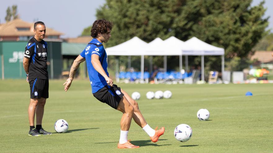 El primer entrenamiento de Miguel Rodríguez con el Alavés, en vídeo