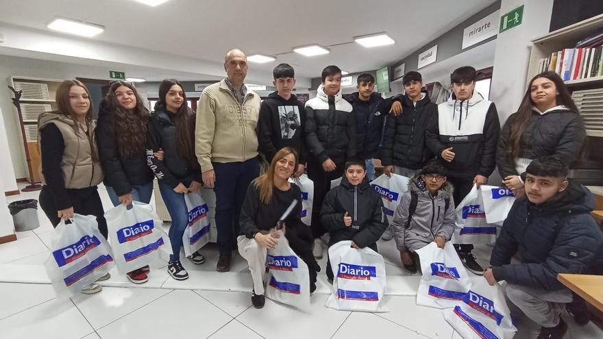 En imágenes: Los alumnos de 2ºA y 2ºB de IPI Sansomendi visitan Diario de Noticias de Álava