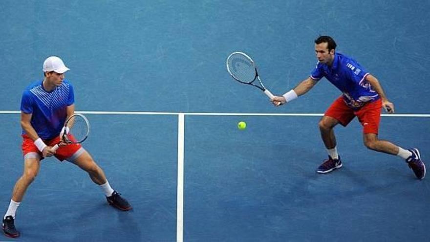 La República Checa, con un sensacional Stepanek, se sitúa más cera del título