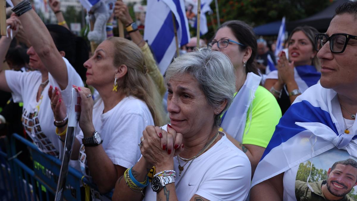 Tel Aviv se despierta expectante ante la liberación de los rehenes en Gaza
