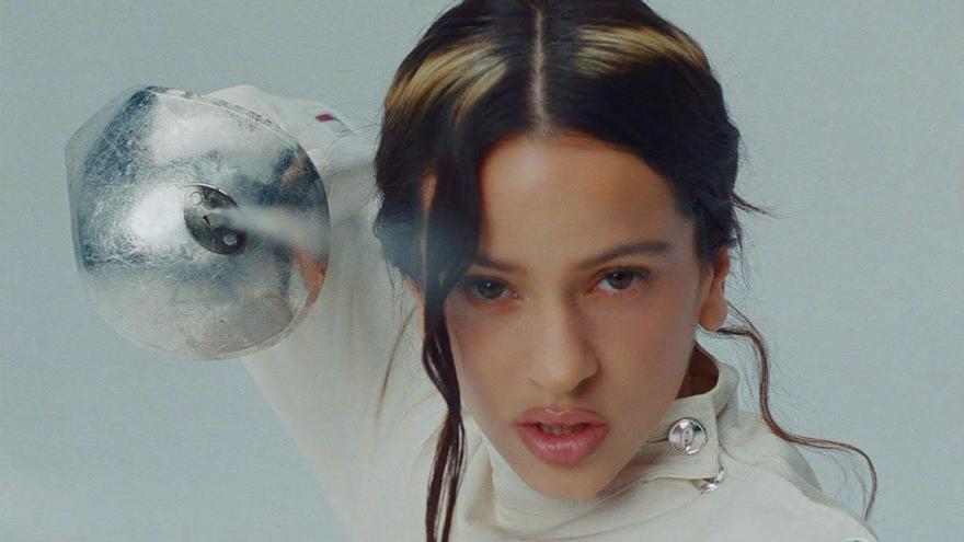 Rosalía publica el video de ‘La Perla’