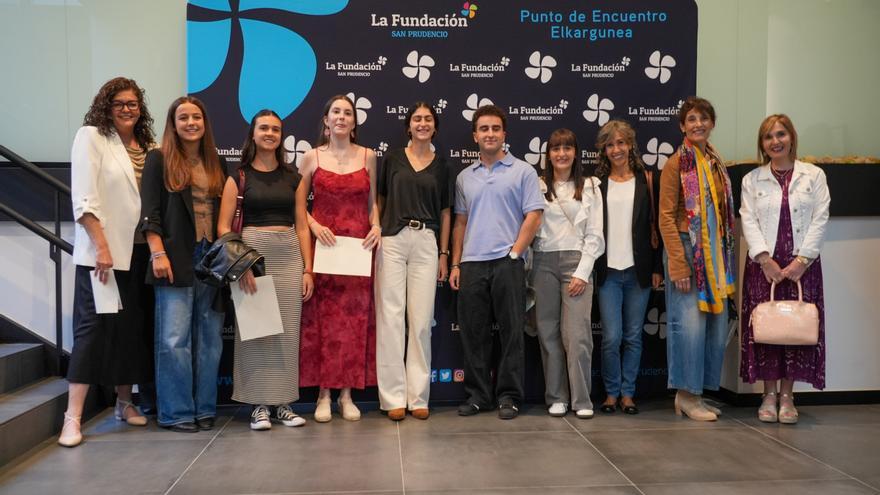 La Fundación San Prudencio premia a estudiantes por su mérito académico