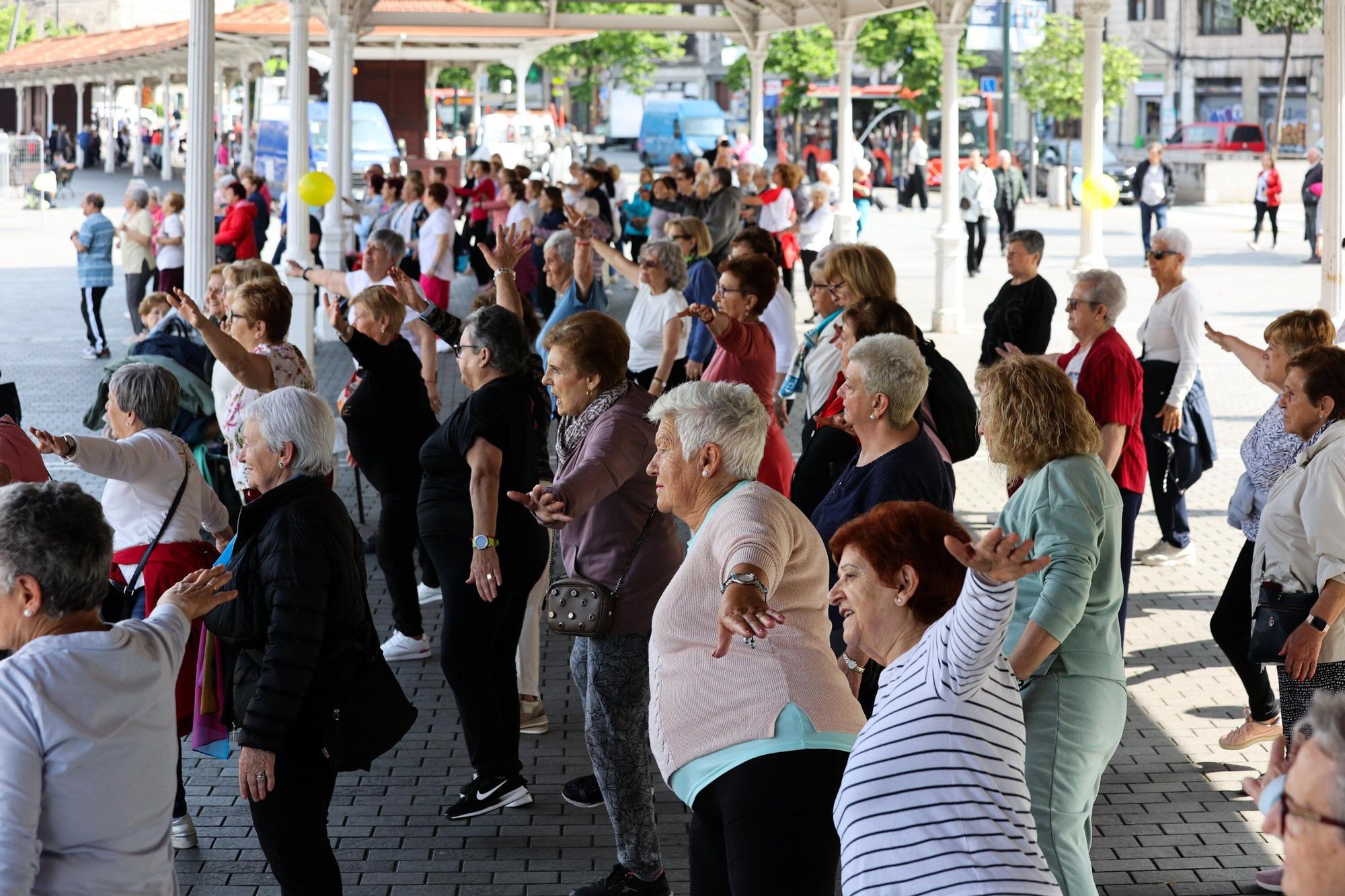Fiesta de fin de curso del programa Salud para Personas Mayores de Bilbao