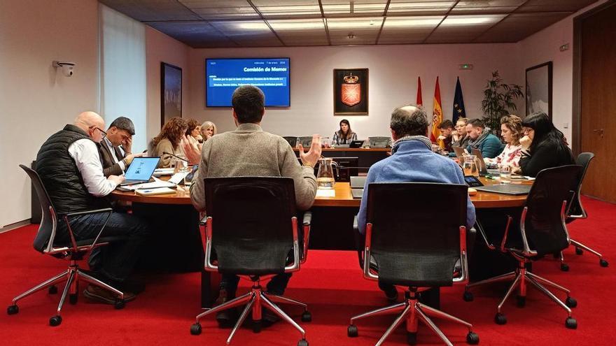 El Parlamento pide señalizar el aeródromo de Ablitas como obra del trabajo esclavo franquista