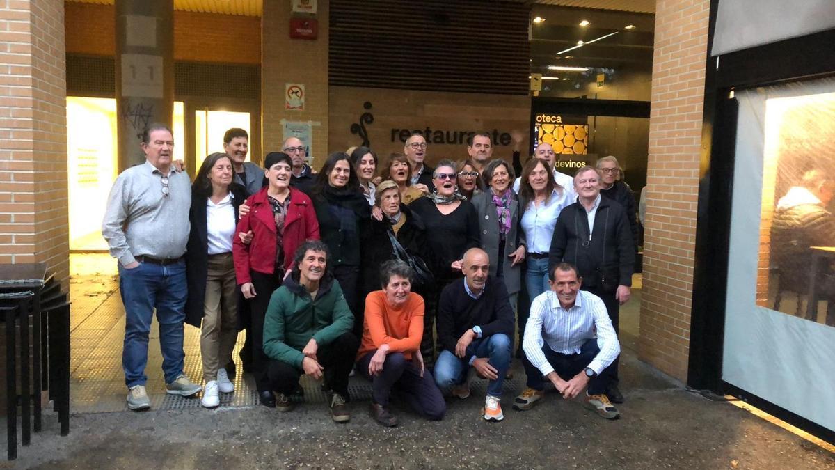 Comida de primos Iraizoz de Suiza, la Txantrea y otros lugares, el pasado noviembre en Pamplona.