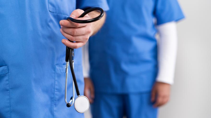 Un enfermero explica los trucos infalibles para evitar la resaca