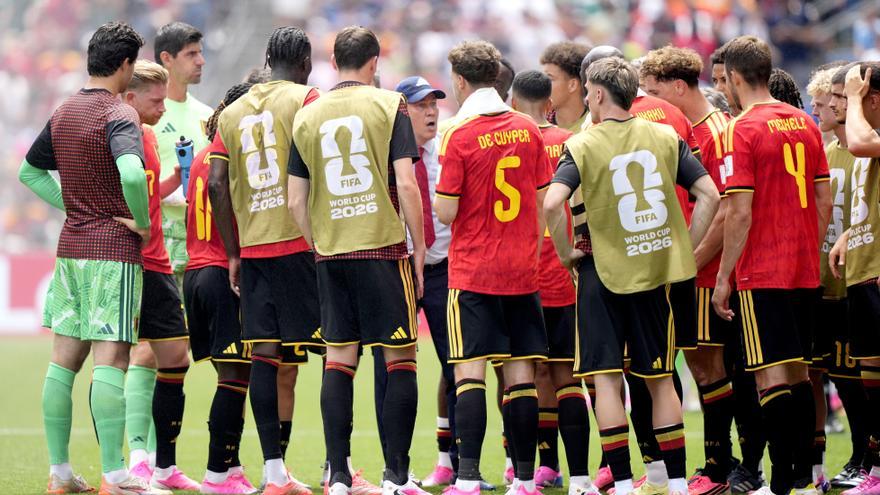 Las pausas que han cambiado el Mundial: ¿hidratación o negocio?