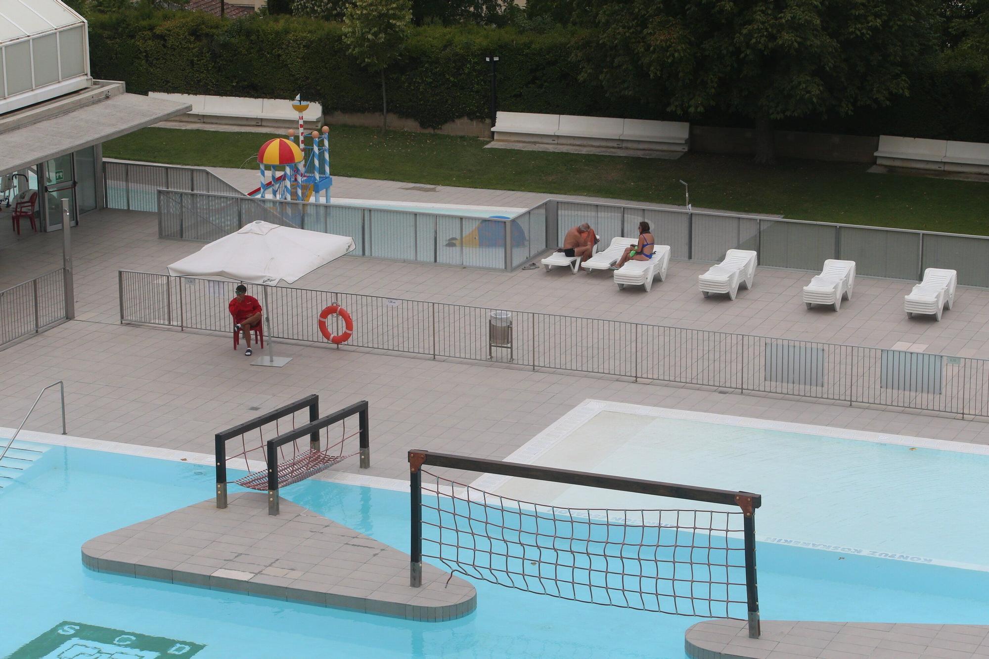 El mal tiempo afecta a las piscinas