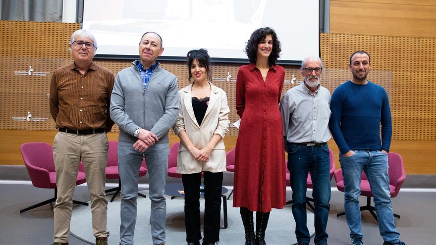 Una obra de teatro reivindica el talento creativo de las mujeres de la posguerra