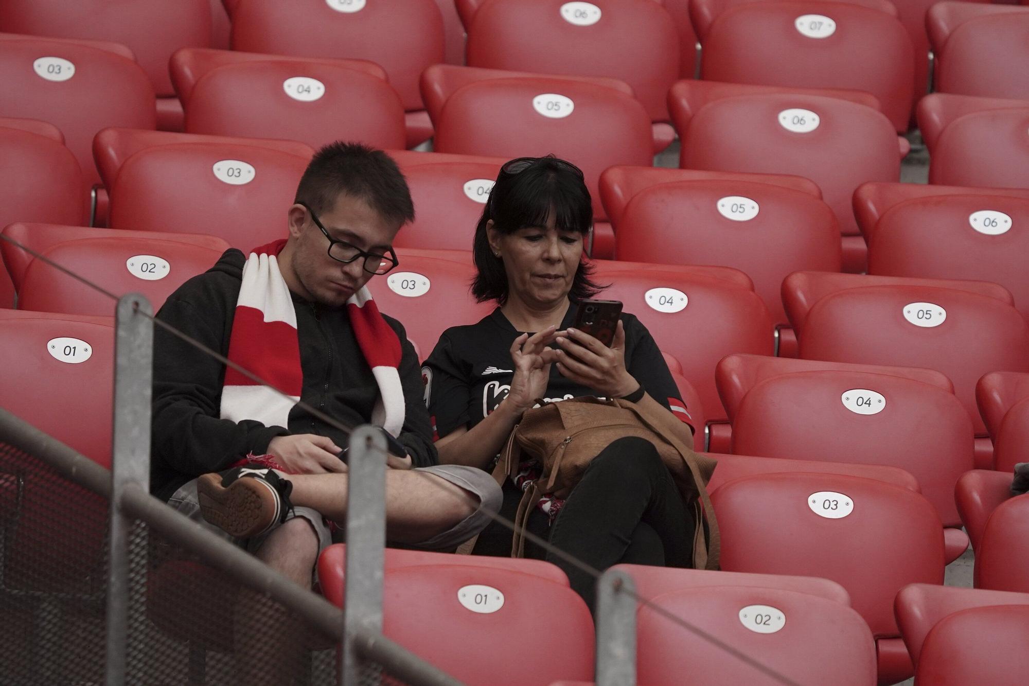 En imágenes: ¿Has estado en San Mamés viendo el Athletic-Alavés? Búscate en nuestra galería