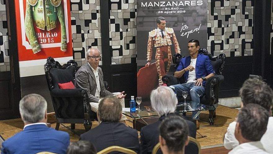 Manzanares cree que los toros no deben de estar expuestos al debate político