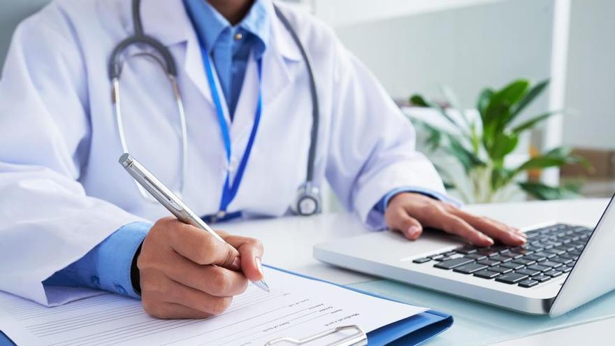 Estas son las revisiones médicas que no deberías saltarte a los 40, 50 y 60 años