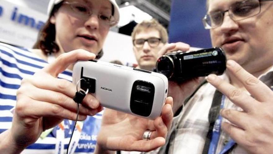 Nokia presenta un móvil con cámara de 41 megapíxeles