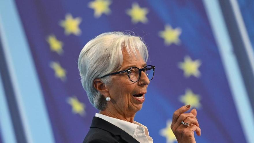 El BCE baraja seguir subiendo los tipos de interés aunque se produzca una recesión en la eurozona