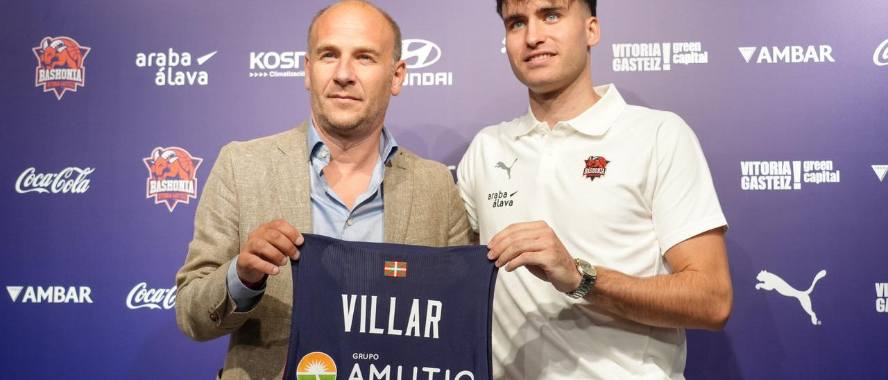 En imágenes: Rafa Villar, presentado como nuevo jugador del Baskonia