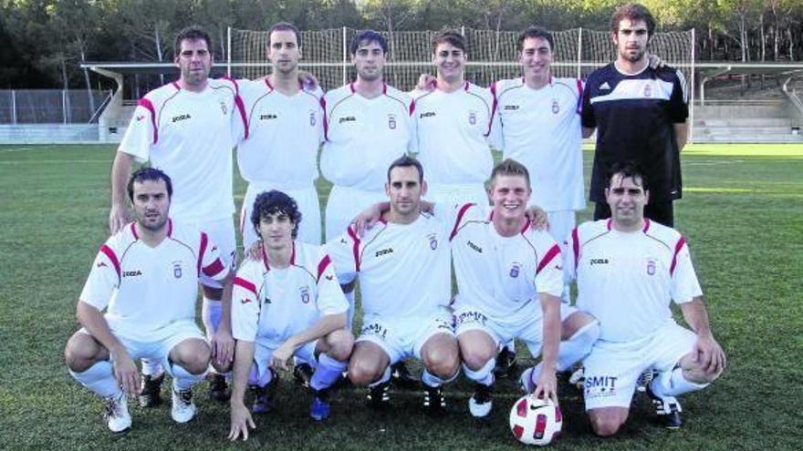 Alineación del Tudelano FC 1999 el día que se enfrentó al Azkarrena.