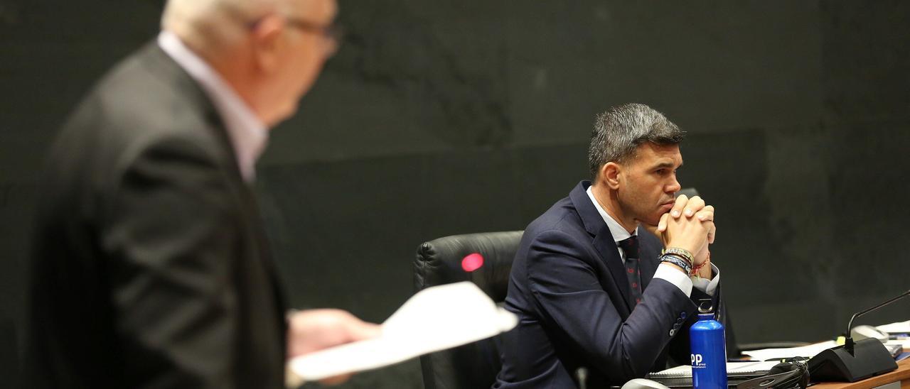 Fotos del pleno del Parlamento de Navarra de este 6 de noviembre