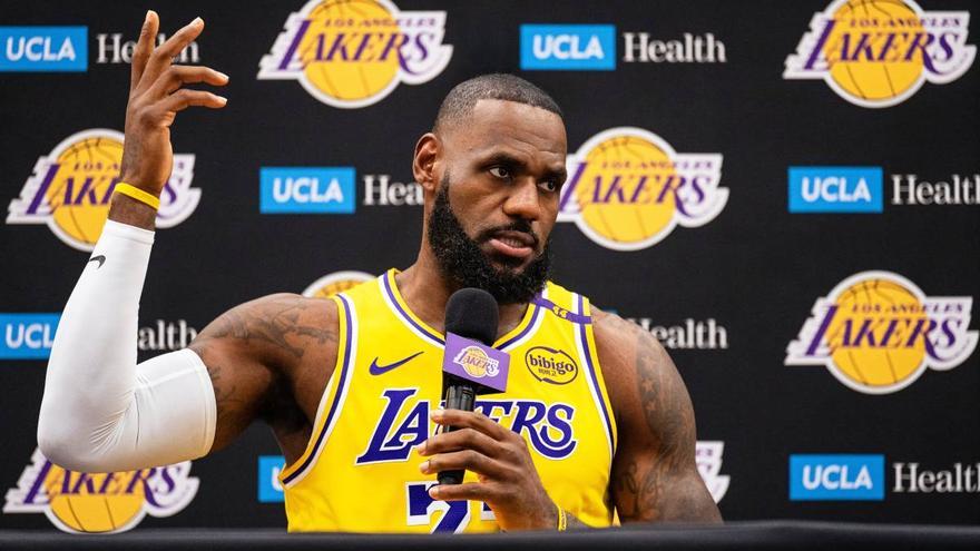 Las redes explotan contra LeBron James por vacilar a sus seguidores: &quot;Es un payaso&quot;