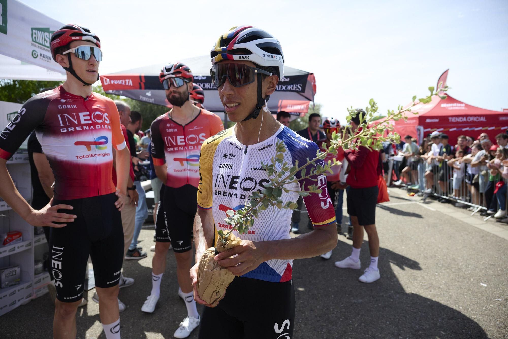 Fotos de la etapa navarra de La Vuelta 25 entre Sendaviva y Larra - Belagua
