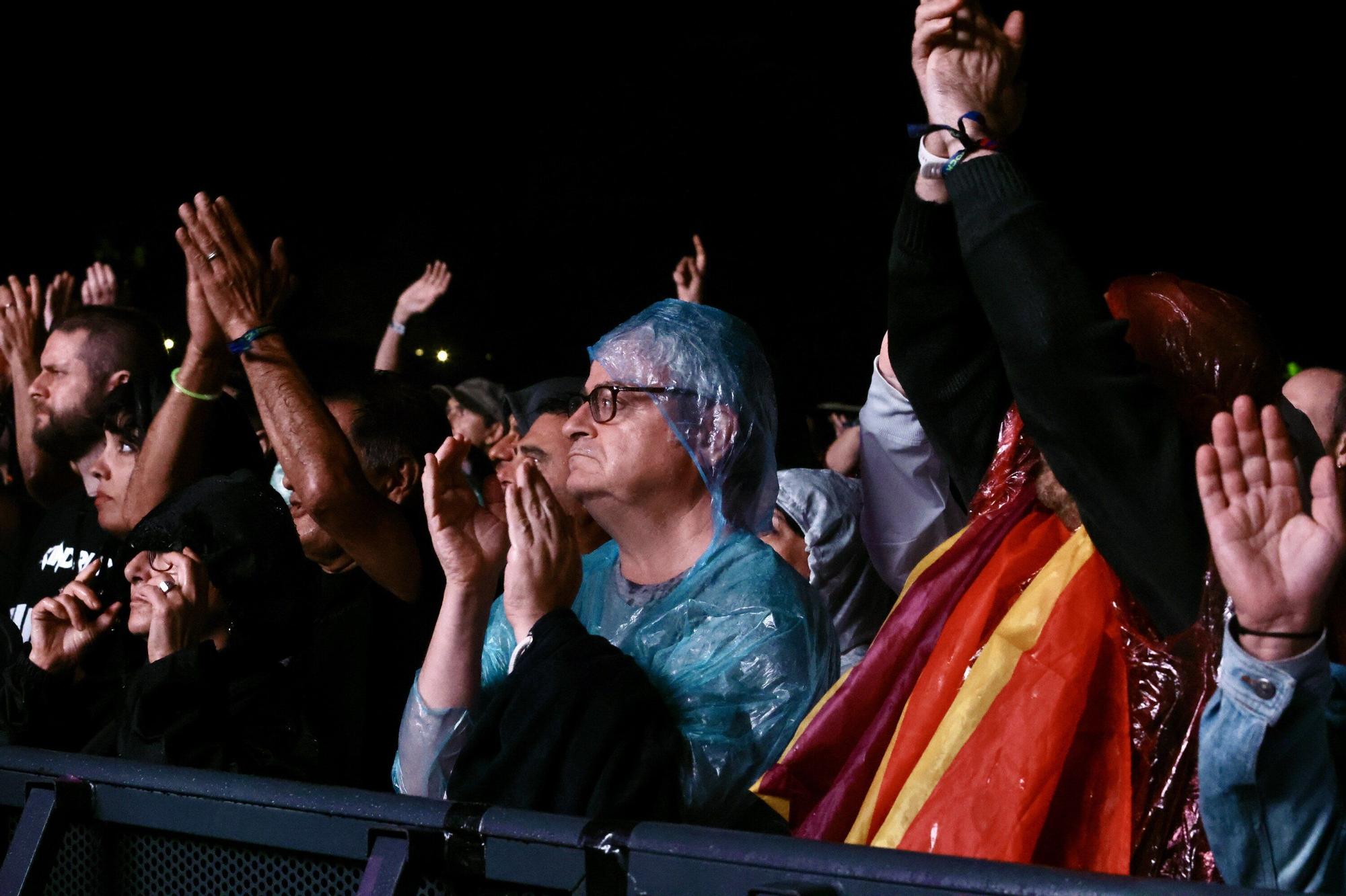En imágenes: así están siendo los conciertos de este sábado del Azkena Rock Festival