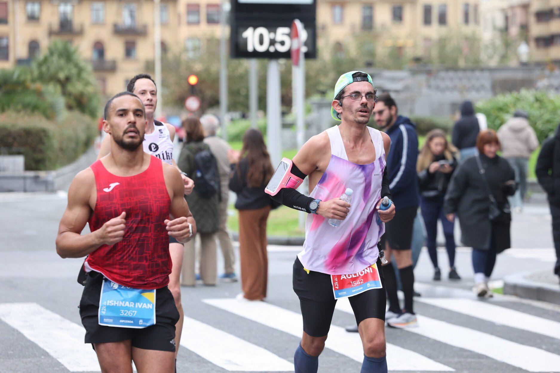 La 46 edición de la Maratón de San Sebastián, en imágenes
