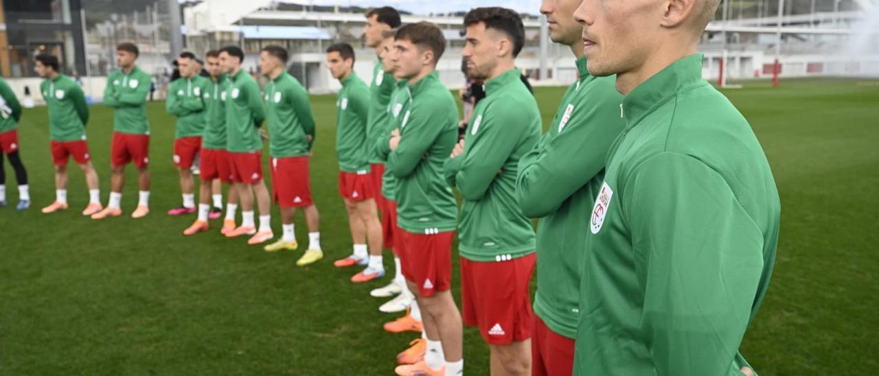 El Lehendakari visita en Lezama el entrenamiento de la Euskal Selekzioa antes de enfrentarse a Palestina