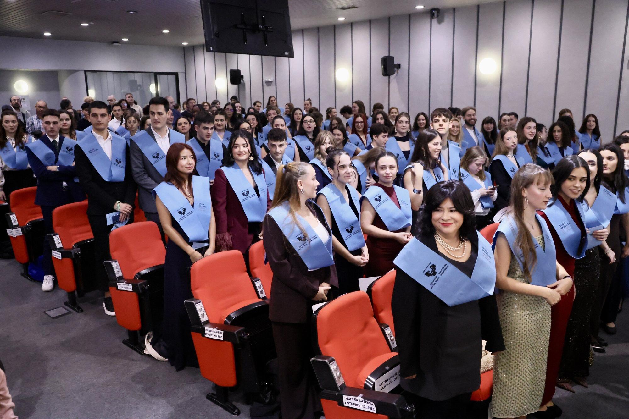 En imágenes: Graduación de alumnos de la Facultad de Letras