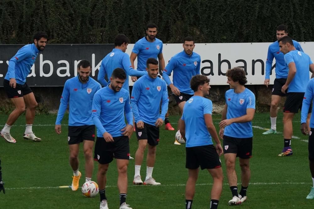Entrenamiento del Athletic en Lezama.