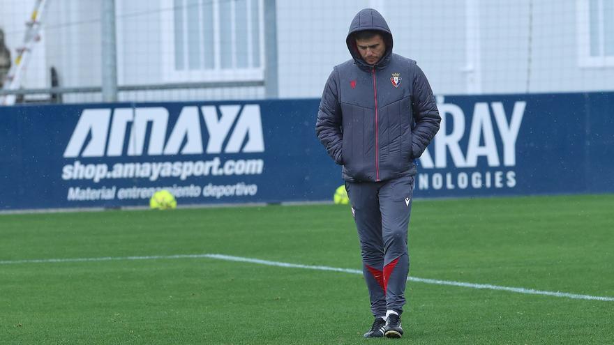 Lisci: &quot;Nuestra gran duda es si poner a Aimar de titular&quot;