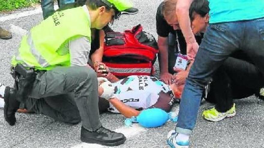 Un escalofrío encoge el Giro