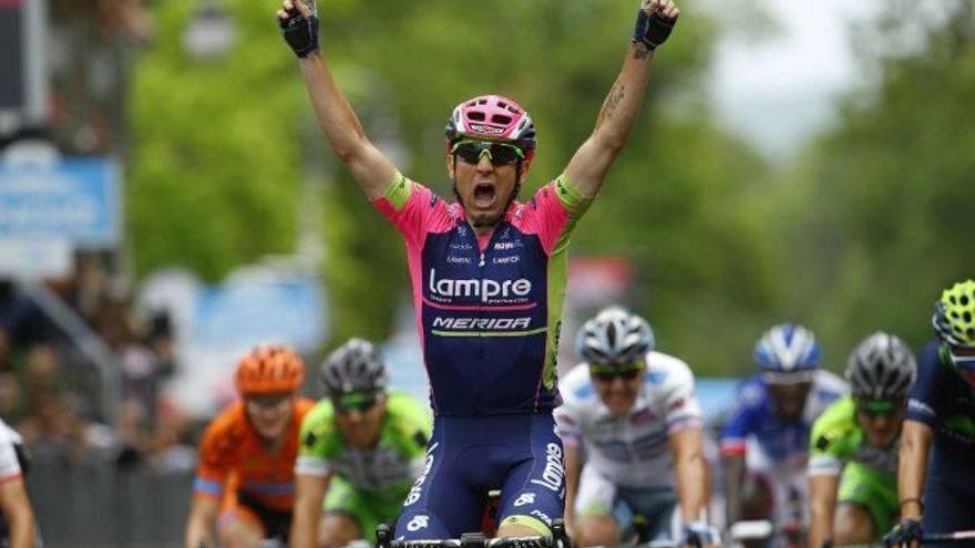 Ulissi supera a Lobato en el sprint y Contador sigue de líder
