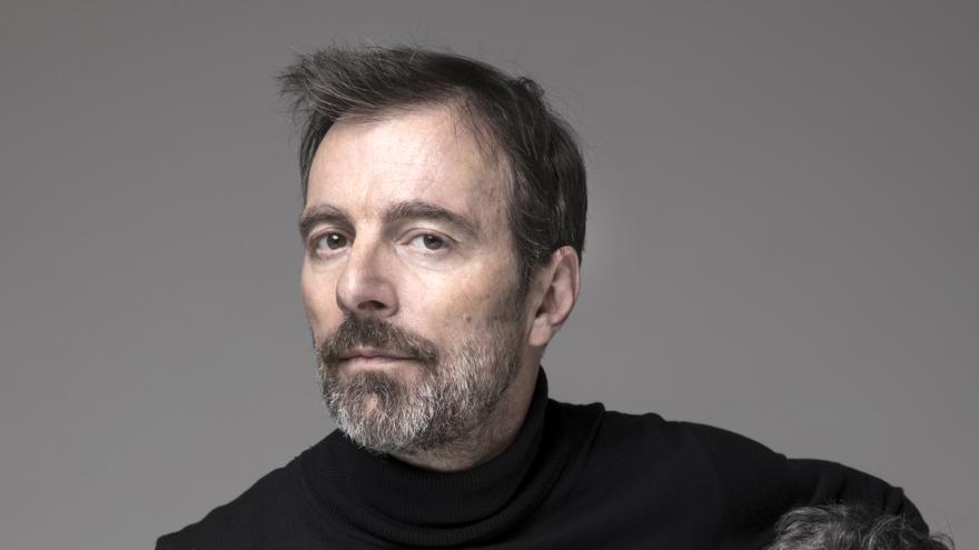 Kevin Johansen: “El amor es nuestro aire y el cuerpo, nuestro primer instrumento”
