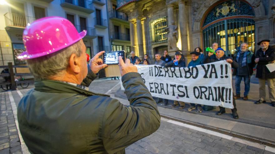Denuncian “deficiencias graves” y “alineamiento político” en el informe de expertos sobre Los Caídos