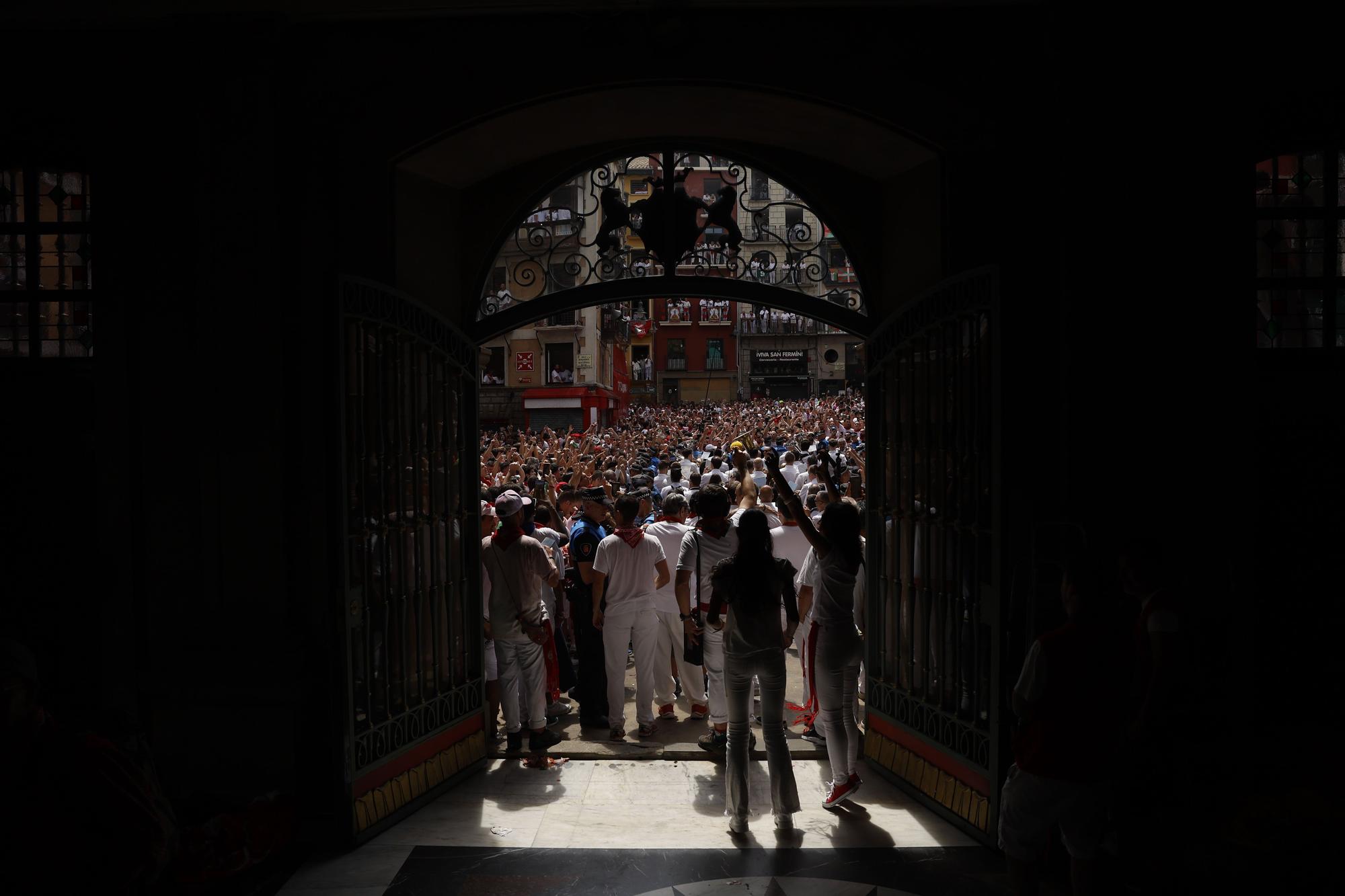 Fotos del  Chupinazo de San Fermín 2025 en Pamplona: ¡La fiesta más internacional se enciende con un grito solidario por Palestina!