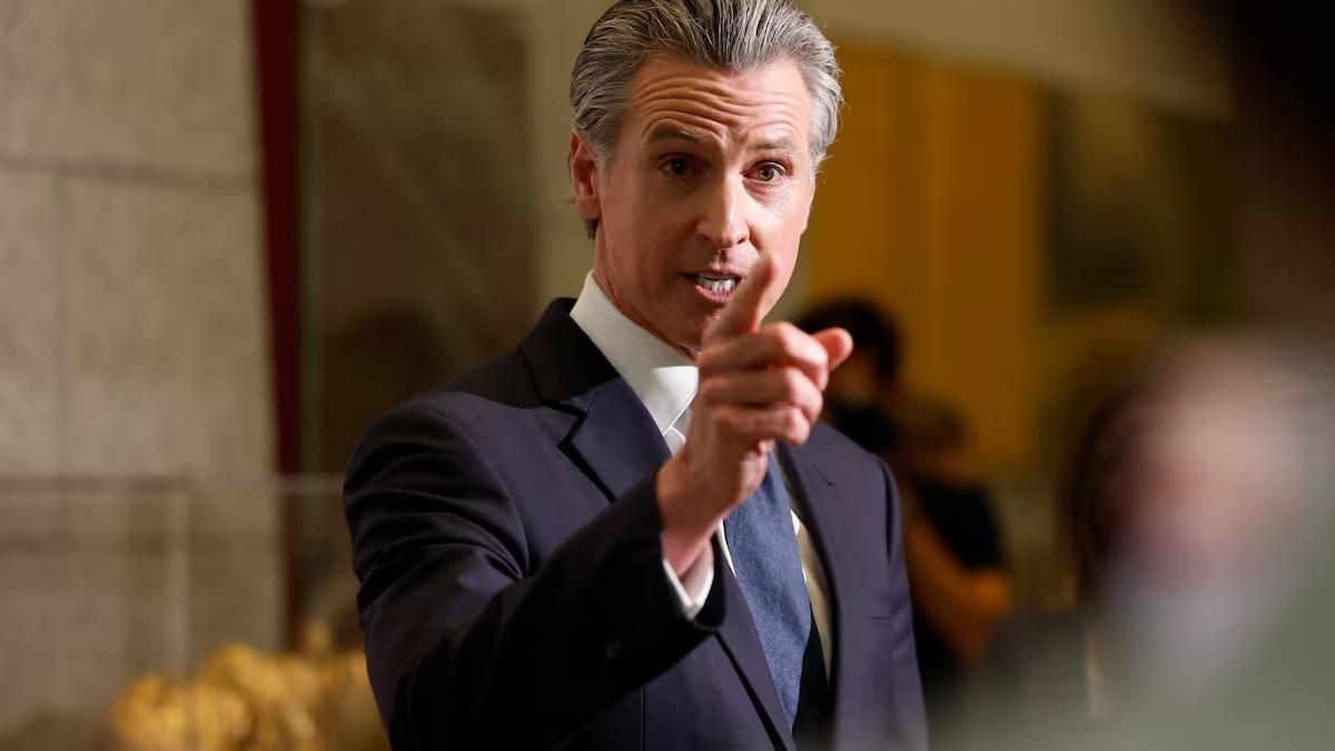El gobernador de California, Gavin Newson