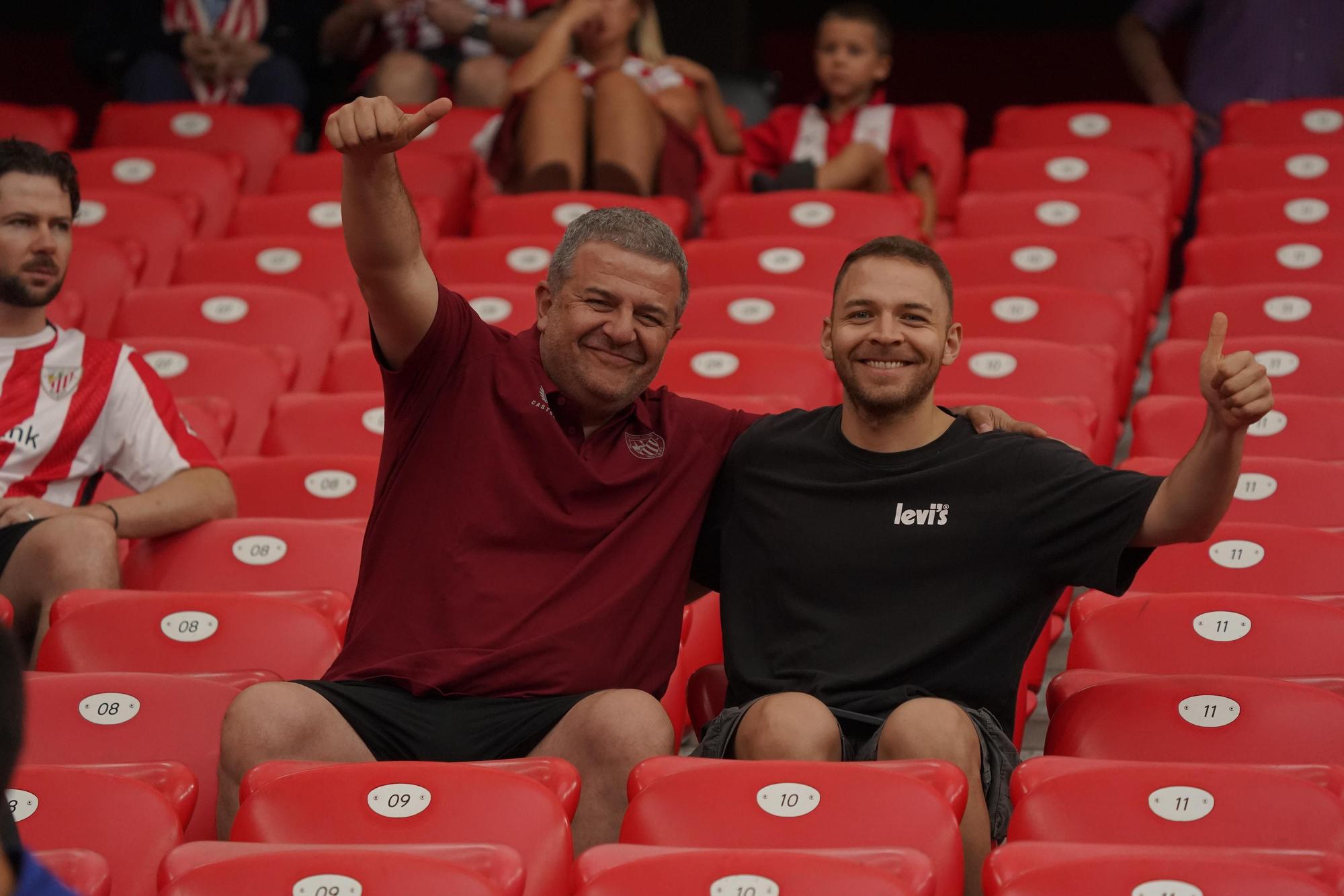 En imágenes: ¿Has estado en San Mamés viendo el Athletic-Sevilla? Búscate en nuestra galería