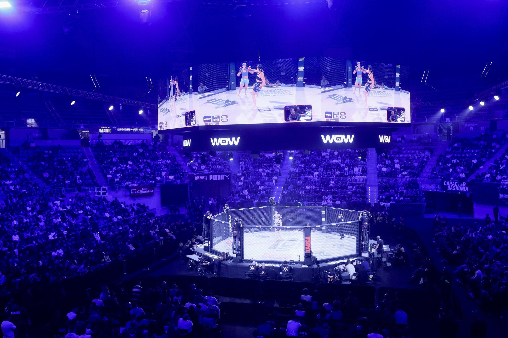 En imágenes: El Buesa se rinde al MMA con Topuria como estrella