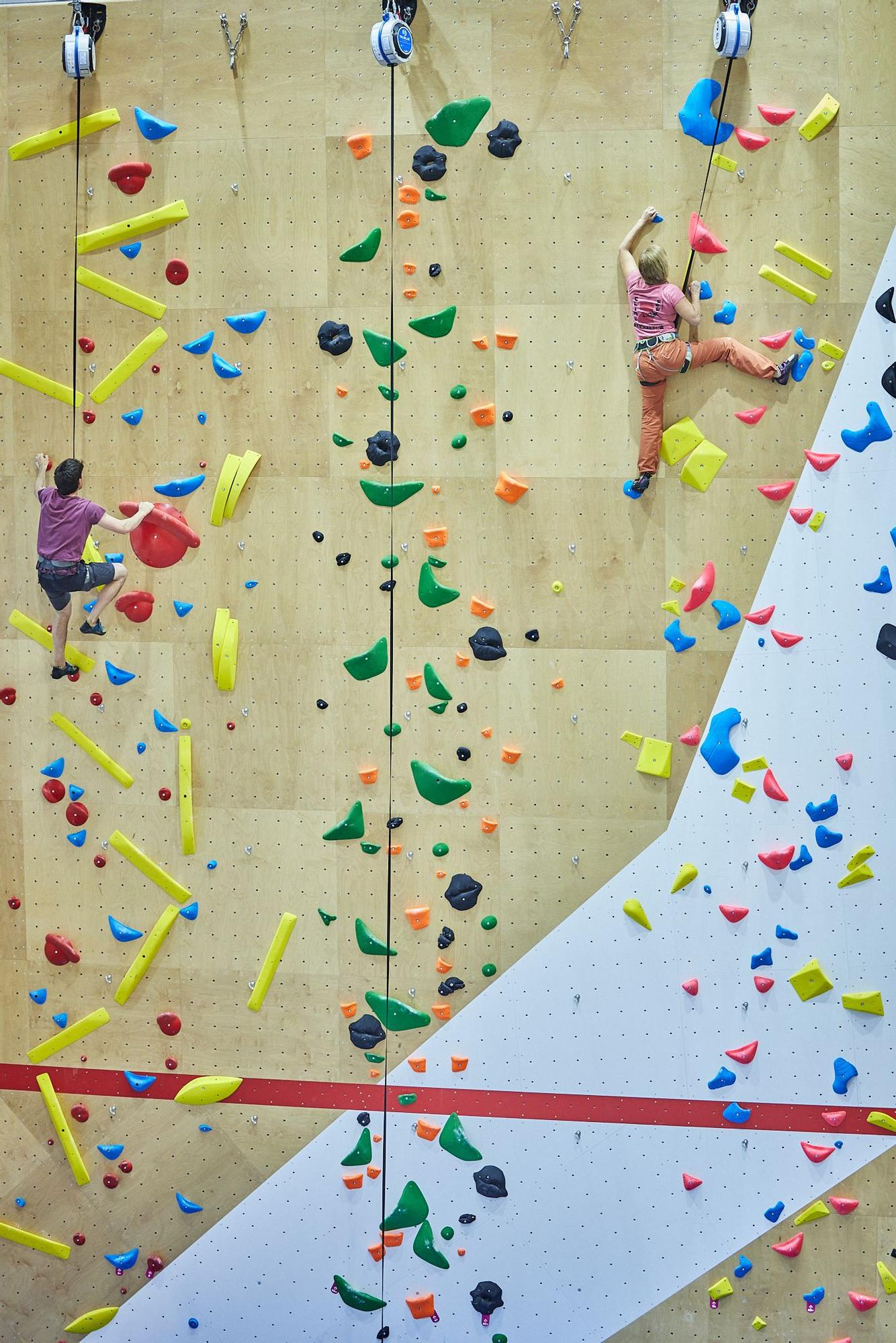 En imágenes: el centro de escalada Climbat Barakaldo de Megapark renueva su certificación de calidad ISO 9001: 2015.